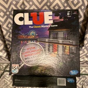 Clue The Classic Mystery Game NWOT, classic board game BOGO 🌻